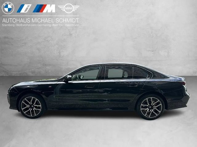 BMW 740 740d M-Sport Sedan xDrive