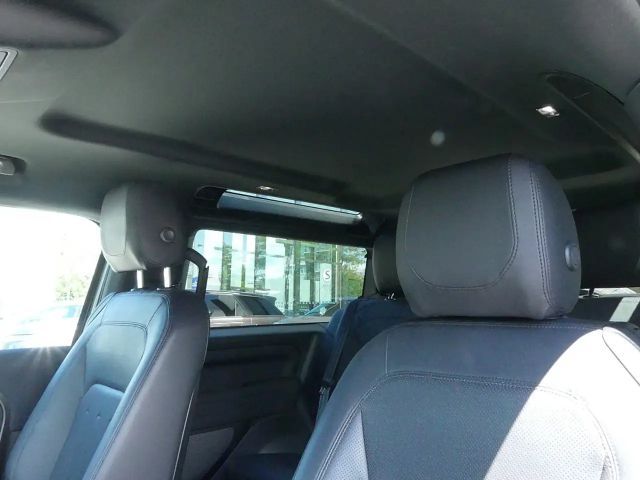 Land Rover Defender 90 AWD D200 S