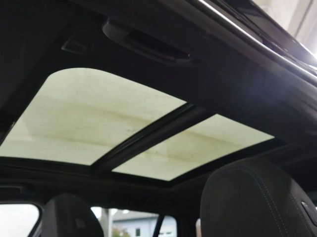 BMW 330 330e M-Sport Touring