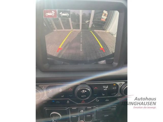 Jeep Wrangler 4xe Sahara