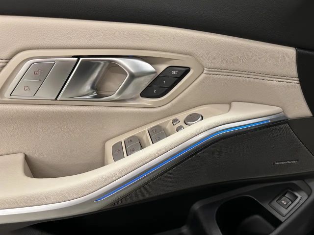 BMW 330 330d M-Sport Sedan xDrive