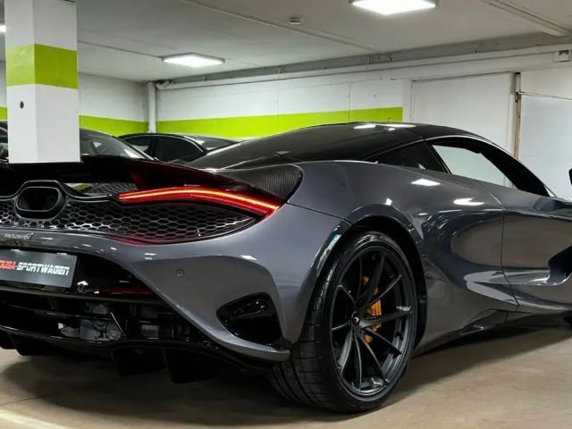McLaren 750S COUPE MY25 CARBON EXT&INT B&W LIFT FULLOPT!