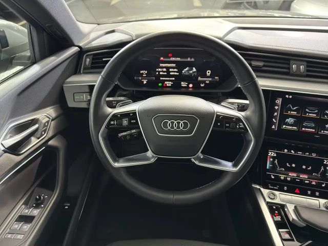 Audi Q8 e-tron 50 Business Quattro