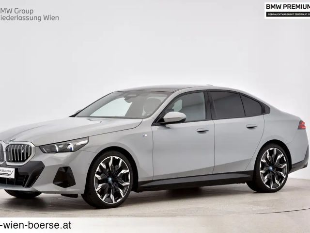 BMW i5 Sedan eDrive40