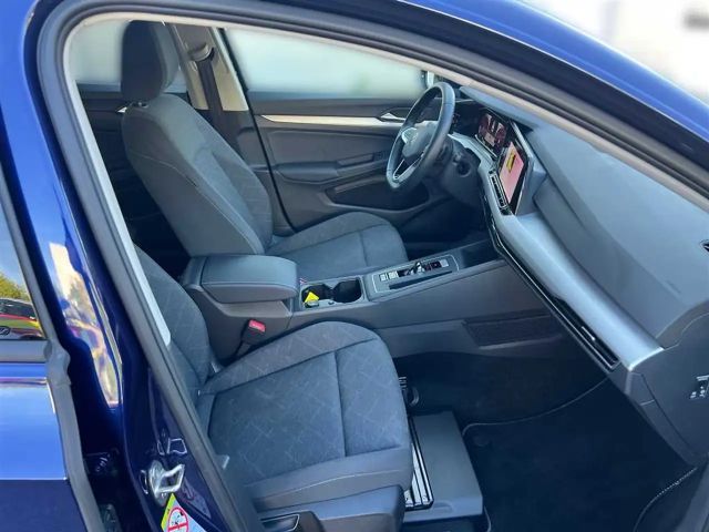 Volkswagen Golf 1.5 eTSI DSG Life