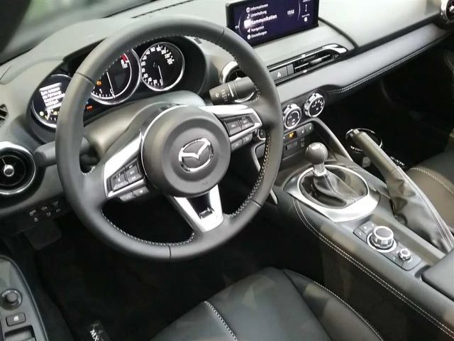 Mazda MX-5 Exclusive-line SkyActiv