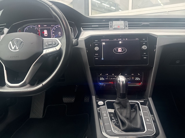 Volkswagen Passat Business DSG IQ.Drive Variant