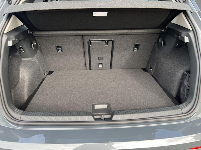 Volkswagen Golf 1.5 eTSI DSG Golf VIII Life