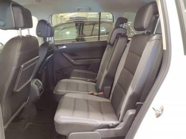 Volkswagen Touran 2.0 TDI DSG IQ.Drive