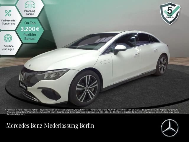 Mercedes-Benz EQE 350 Sedan