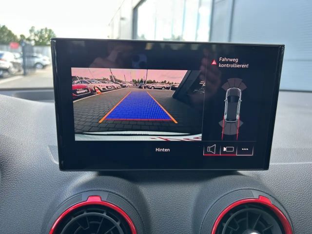 Audi Q2 35 TDI S-Line