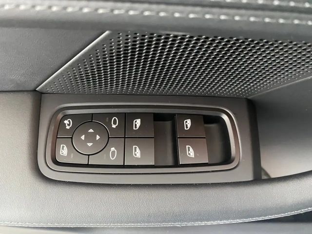 Porsche Taycan 4S Cross Turismo