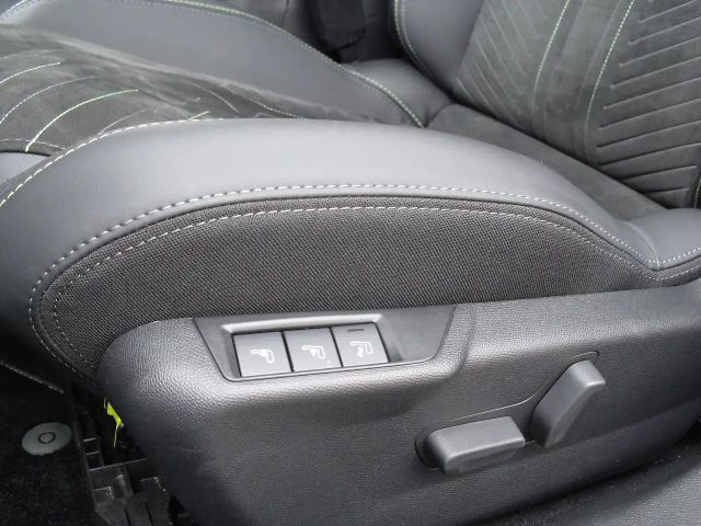 Peugeot 2008 EAT8 GT-Line