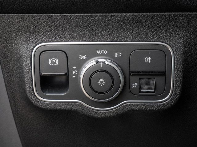 Mercedes-Benz GLB 200 GLB 200 d