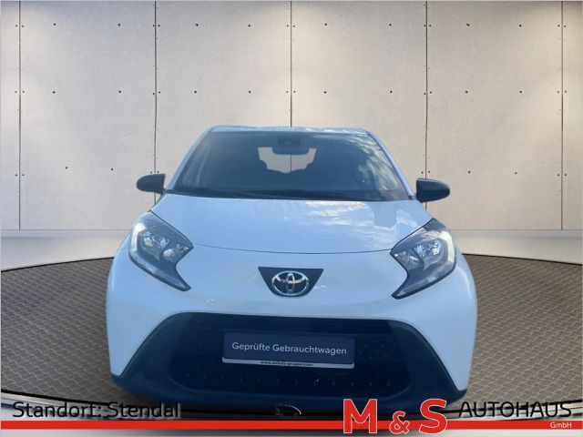 Toyota Aygo X 1.0 VVT-i Play