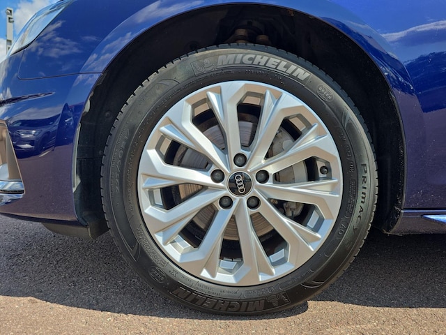 Audi A4 40 TFSI Avant S-Tronic