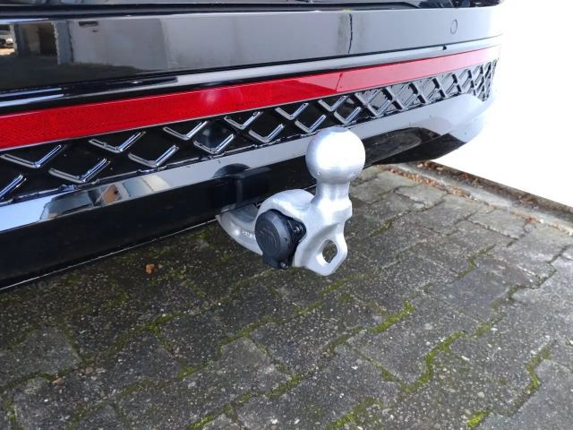 Volkswagen Passat 1.5 eTSI R-Line Variant