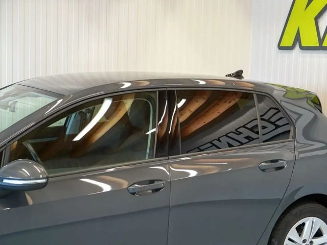 Volkswagen Golf 2,0 TDI ''LED*R-KAM*SITZH*NAVI*AHK*ACC''