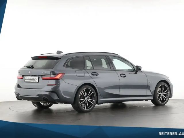 BMW 330 330e M-Sport xDrive