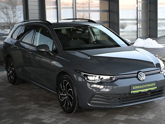 Volkswagen Golf DSG Life Variant
