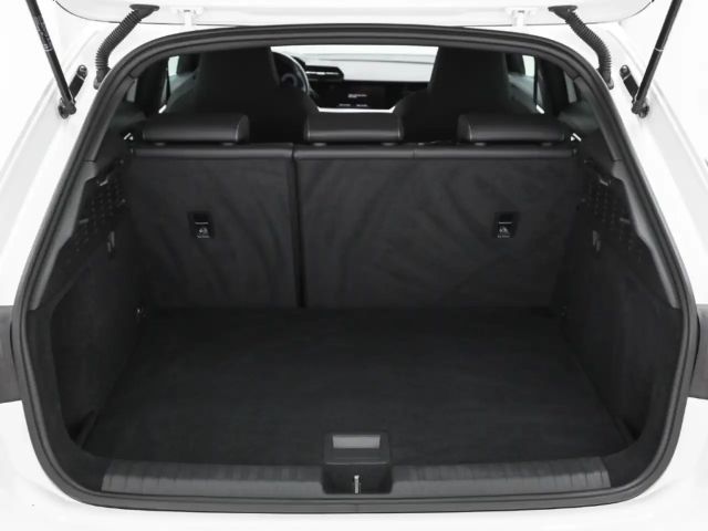 Audi A3 35 TFSI S-Line Sedan Sportback