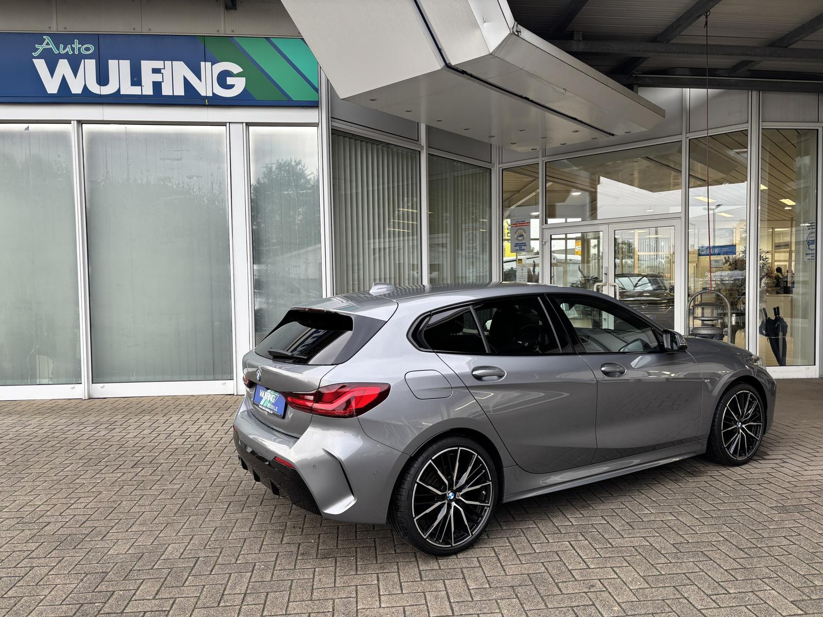 BMW 118 118i M-Sport Sedan