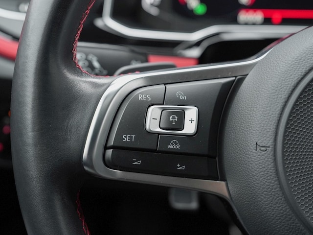 Volkswagen Polo 2.0 TSI DSG GTI