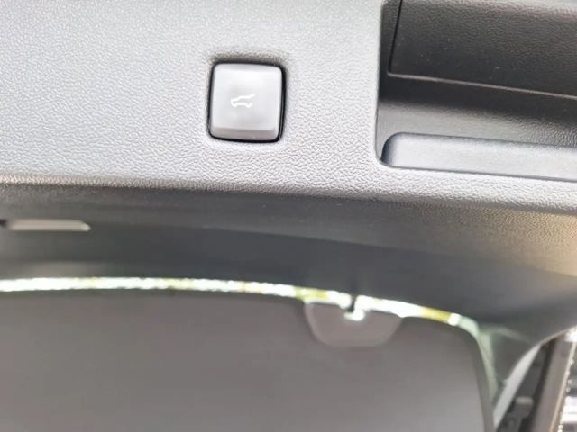 Ford Kuga Plug in Hybrid ST Line X