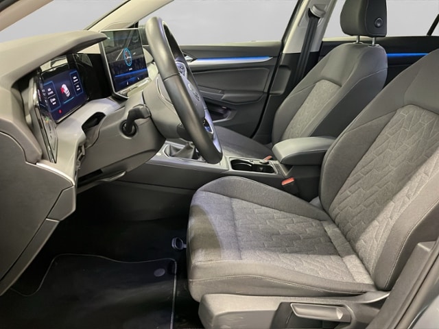 Volkswagen Golf 1.5 eTSI DSG Golf VIII