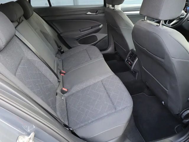 Volkswagen Golf DSG Life Variant