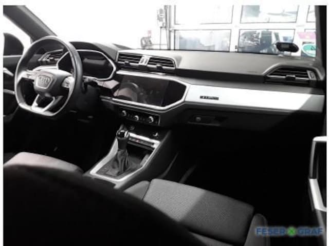 Audi Q3 45 TFSI Quattro S-Tronic