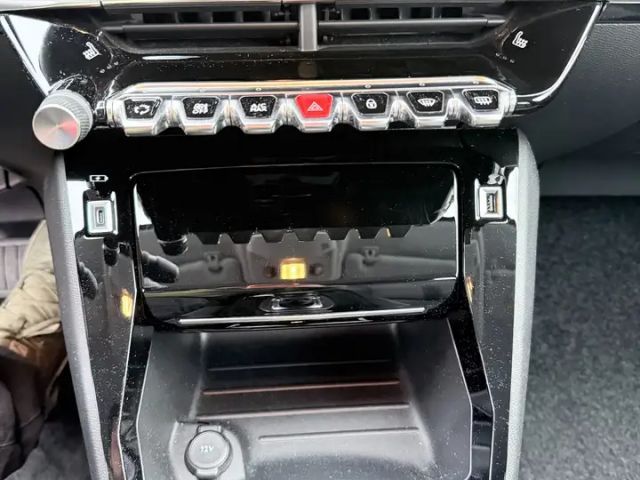 Peugeot E-208 Allure Pack