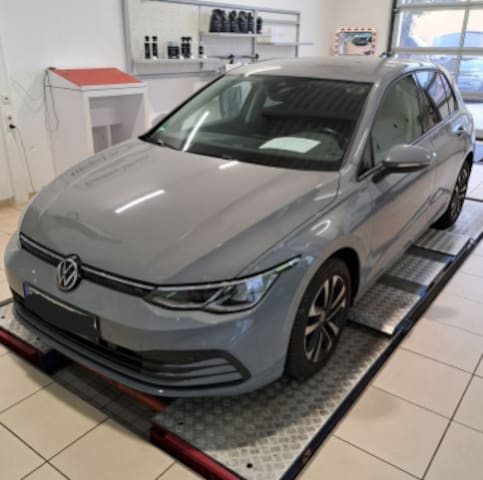 Volkswagen Golf 1.5 TSI Golf VIII