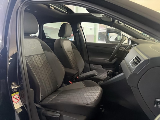 Volkswagen Taigo 1.5 TSI DSG R-Line