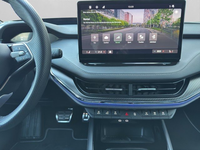 Skoda Enyaq x AHK*ACC*DCC*SOUND*LED*HUD Akustikglas PDC SpurH