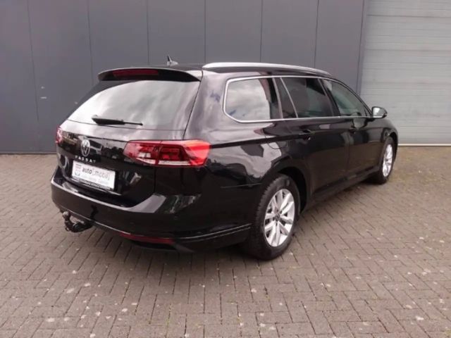 Volkswagen Passat 1.5 TSI Business DSG Variant