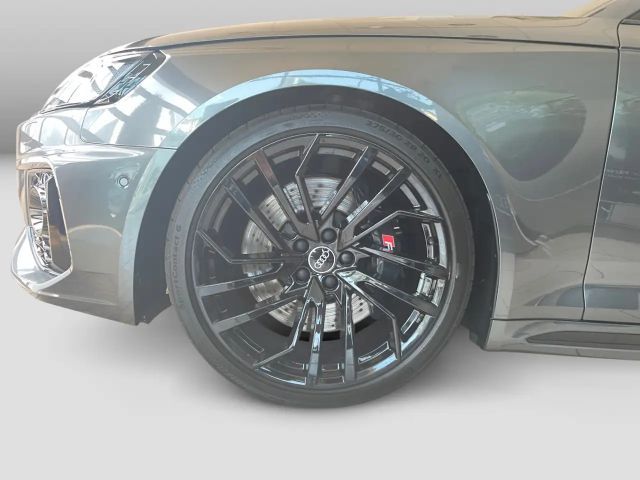 Audi RS4 Quattro S-Tronic