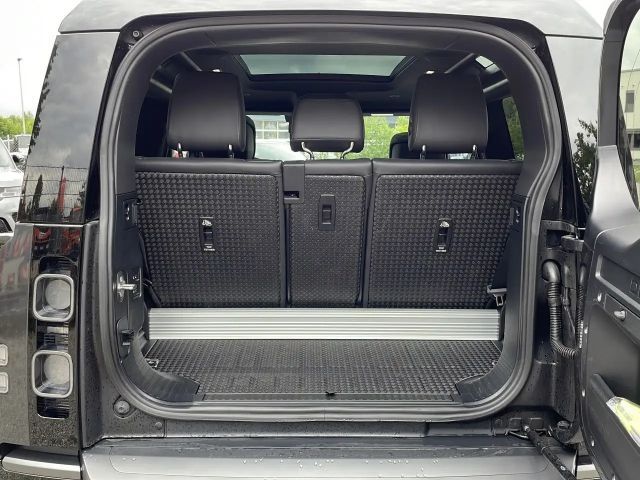 Land Rover Defender 90