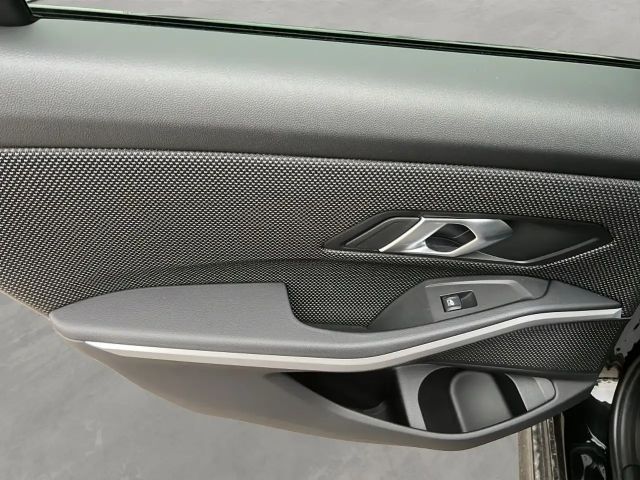 BMW 320 320d Touring xDrive