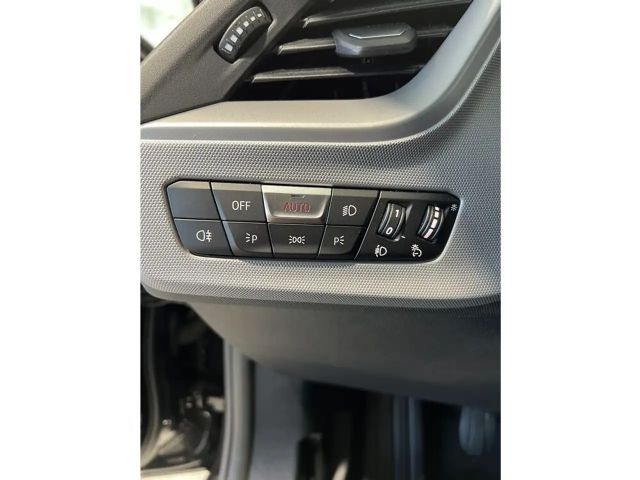 BMW 116 116d Advantage pakket Sedan