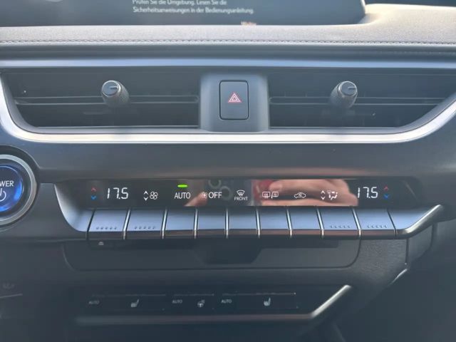 Lexus UX 250h Style Edition