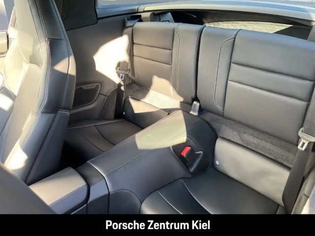 Porsche 992 4 Coupé GTS Targa