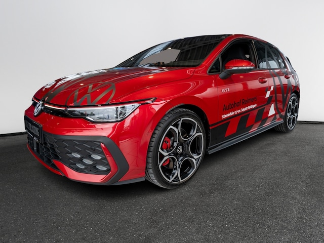 Volkswagen Golf 2.0 TSI DSG