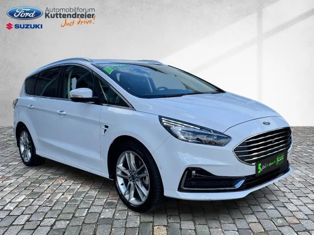 Ford S-Max Titanium
