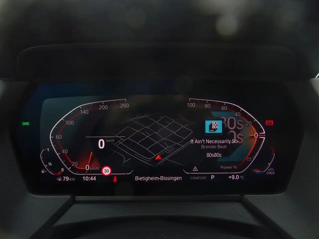 BMW 118 118i Sedan Sport Line