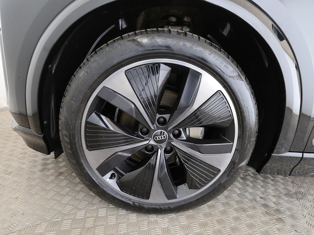 Audi Q6 e-tron Quattro
