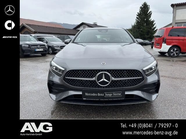 Mercedes-Benz A 180 AMG Line Hatchback