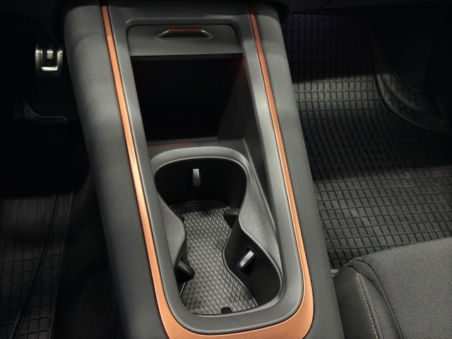 Cupra Born Born EDITION DYNAMIC LM19 KAMERA NAVI SITZHZ