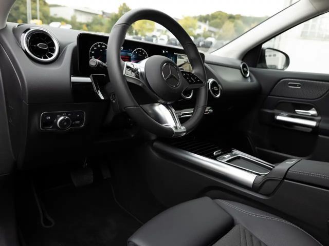 Mercedes-Benz GLA 180 Progressive