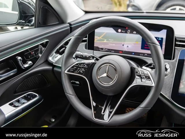 Mercedes-Benz E 220 AVANTGARDE E 220 d Estate